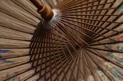 Wagasa - ιαπωνικό Parasol του μπαμπού και του εγγράφου στοκ φωτογραφία με δικαίωμα ελεύθερης χρήσης Wagasa - ιαπωνικό Parasol του μπαμπού και του εγγράφου στοκ φωτογραφία με δικαίωμα ελεύθερης χρήσης