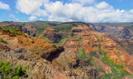 Waipoo Spada punkt obserwacyjny przy Waimea jarem aka Grand Canyon Pacyfik, Kauai, Hawaje, usa zdjęcia stock Waipoo Spada punkt obserwacyjny przy Waimea jarem aka Grand Canyon Pacyfik, Kauai, Hawaje, usa zdjęcia stock