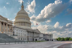 Washington DC, αμερικανικό Capitol κτήριο στο ηλιοβασίλεμα στοκ εικόνα Washington DC, αμερικανικό Capitol κτήριο στο ηλιοβασίλεμα στοκ εικόνα