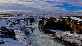 Wasserfall in Island, Bild der Natur lizenzfreies stockbild Wasserfall in Island, Bild der Natur lizenzfreies stockbild