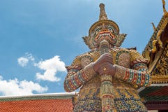 Wat Phra Kaeo, templo de Emerald Buddha y el hogar del imagenes de archivo Wat Phra Kaeo, templo de Emerald Buddha y el hogar del imagenes de archivo
