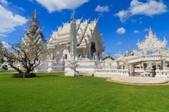 Wat Rong Khun στην επισκευή της κατάστασης, άσπρος ναός στο chiangrai Στοκ εικόνα με δικαίωμα ελεύθερης χρήσης Wat Rong Khun στην επισκευή της κατάστασης, άσπρος ναός στο chiangrai Στοκ εικόνα με δικαίωμα ελεύθερης χρήσης