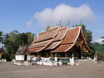 Wat Xieng Thong dans Luang Prabang, Laos photo libre de droits Wat Xieng Thong dans Luang Prabang, Laos photo libre de droits