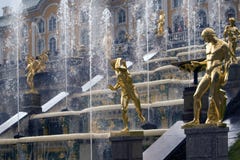 Water wall of fountain jets, Grand cascade baroque ensemble in Peterhof, Russia royalty free stock photography Water wall of fountain jets, Grand cascade baroque ensemble in Peterhof, Russia royalty free stock photography