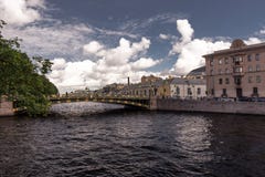 Waterkanalen in St. Petersburg stock afbeelding Waterkanalen in St. Petersburg stock afbeelding
