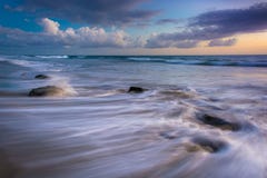 Waves in the Pacific Ocean at sunset stock photography Waves in the Pacific Ocean at sunset stock photography