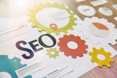 Web e projeto e desenvolvimento do app, SEO, mercado do Internet e soluções sociais dos meios imagens de stock Web e projeto e desenvolvimento do app, SEO, mercado do Internet e soluções sociais dos meios imagens de stock