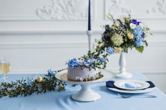 Wedding decorations with candles, cake and beautiful flowers royalty free stock image Wedding decorations with candles, cake and beautiful flowers royalty free stock image
