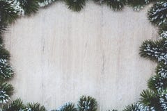Weihnachtshintergrund mit Schneetannenbaum Ansicht von oben genanntem mit Raum für Ihre Grüße stockfotografie Weihnachtshintergrund mit Schneetannenbaum Ansicht von oben genanntem mit Raum für Ihre Grüße stockfotografie