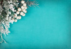 Weiße Schneeflocken auf einem blauen Hintergrund stockfoto Weiße Schneeflocken auf einem blauen Hintergrund stockfoto