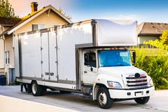 Weißer beweglicher LKW Weißer beweglicher LKW