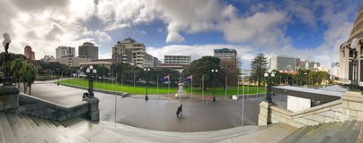 WELLINGTON, NOUVELLE-ZÉLANDE - 5 septembre 2018 : Bâtiments du Parlement du Nouvelle-Zélande un jour ensoleillé photo libre de droits WELLINGTON, NOUVELLE-ZÉLANDE - 5 septembre 2018 : Bâtiments du Parlement du Nouvelle-Zélande un jour ensoleillé photo libre de droits