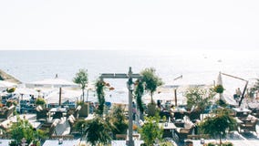 White Patio Table Set Near Ocean Royalty Free Stock Photos White Patio Table Set Near Ocean Royalty Free Stock Photos