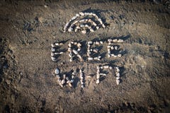 Wi-Fi en la playa imágenes de archivo libres de regalías Wi-Fi en la playa imágenes de archivo libres de regalías