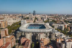 Widok z lotu ptaka Santiago Bernabeu stadium w Madryt obraz stock Widok z lotu ptaka Santiago Bernabeu stadium w Madryt obraz stock