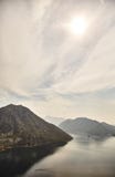 Widok zatoka Kotor od obserwacja pokładu Montenegro Lato zdjęcie royalty free Widok zatoka Kotor od obserwacja pokładu Montenegro Lato zdjęcie royalty free