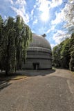 Wielka astronomiczna obserwatorska spójka z pogodnym niebem obraz stock Wielka astronomiczna obserwatorska spójka z pogodnym niebem obraz stock