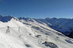 Winter holidays between snow-covered Swiss mountains. Davos, Switzerland royalty free stock photo Winter holidays between snow-covered Swiss mountains. Davos, Switzerland royalty free stock photo