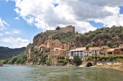 Wioska Miravet, Tarragona prowincja, Catalonia, Hiszpania fotografia stock Wioska Miravet, Tarragona prowincja, Catalonia, Hiszpania fotografia stock