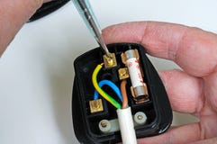 Wiring an English plug.