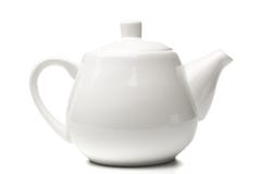 Witte theepot op geïsoleerde achtergrond royalty-vrije stock foto Witte theepot op geïsoleerde achtergrond royalty-vrije stock foto
