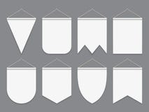 Witte wimpel Hangende lege stoffenvlaggen Adverterende canvas openluchtbanners Wimpels vectormodel vector illustratie Witte wimpel Hangende lege stoffenvlaggen Adverterende canvas openluchtbanners Wimpels vectormodel vector illustratie