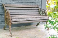 Urban Bench Of Wood And Concrete Royalty Free Stock Images 