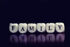 Wood textkubfamilj royaltyfri bild Wood textkubfamilj royaltyfri bild