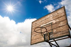 Wooden Basket Hoop And Sunrise Royalty Free Stock Photos Wooden Basket Hoop And Sunrise Royalty Free Stock Photos