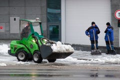 Kharkiv, Ukraine - December 12, 2018: workers and special equipment remove snow stock images Kharkiv, Ukraine - December 12, 2018: workers and special equipment remove snow stock images