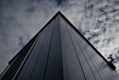 Worm's Eye View of Building Under White Cloudy Sky stock photography Worm's Eye View of Building Under White Cloudy Sky stock photography