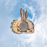 WROCLAW POLEN - OKTOBER 2018: Liten planet Sf?risk flyg- sikt f?r 360 panorama p? den forntida medeltida staden Wroclaw, Polen f? royaltyfri bild WROCLAW POLEN - OKTOBER 2018: Liten planet Sf?risk flyg- sikt f?r 360 panorama p? den forntida medeltida staden Wroclaw, Polen f? royaltyfri bild