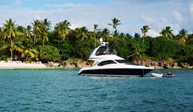 Yacht Yacht