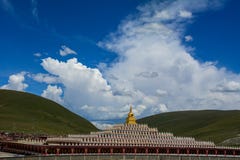 Yarchen Gar Monastery dans Garze tibétain images stock Yarchen Gar Monastery dans Garze tibétain images stock