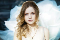 Young Beautiful Woman Royalty Free Stock Images Young Beautiful Woman Royalty Free Stock Images