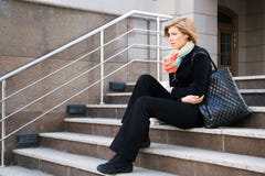Young Fashion Woman In Depression On The Steps Royalty Free Stock Photos Young Fashion Woman In Depression On The Steps Royalty Free Stock Photos