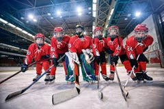 Youth hockey team - children play hockey