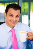 Zakenman het drinken koffie royalty-vrije stock fotografie Zakenman het drinken koffie royalty-vrije stock fotografie