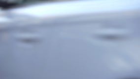 Zbliża widok ruchu drogowego godzina szczytu w Barcelona ulicie zbiory wideo Zbliża widok ruchu drogowego godzina szczytu w Barcelona ulicie zbiory wideo