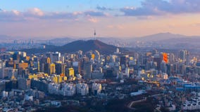 Zeitspanne von Seoul-Stadt-Skylinen, Südkorea Zeitspanne von Seoul-Stadt-Skylinen, Südkorea