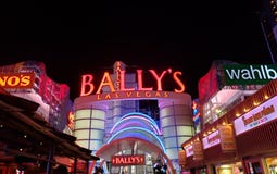 zewnętrzny widok Bally&-x27; s hotel w mieście Las Vegas, Nevada przy nocą obraz royalty free zewnętrzny widok Bally&-x27; s hotel w mieście Las Vegas, Nevada przy nocą obraz royalty free