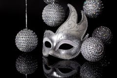 Zilveren Masker met Vakantieornamenten stock afbeeldingen Zilveren Masker met Vakantieornamenten stock afbeeldingen