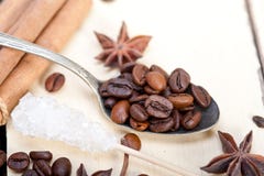 Zucchero e spezia di Coffe Fotografie Stock Libere da Diritti Zucchero e spezia di Coffe Fotografie Stock Libere da Diritti