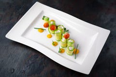 Zucchini farcito con la ricotta ed i frutti di mare Ristorante italiano menu fotografie stock Zucchini farcito con la ricotta ed i frutti di mare Ristorante italiano menu fotografie stock