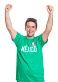Zujubelnder mexikanischer Sportfan stockfotografie Zujubelnder mexikanischer Sportfan stockfotografie