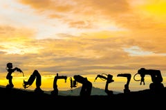 Zukünftiges Energieschattenbild der Industrierobotertechnologiearbeit lizenzfreies stockfoto Zukünftiges Energieschattenbild der Industrierobotertechnologiearbeit lizenzfreies stockfoto