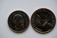 Zwei Münzen von Panama Zwei Münzen von Panama