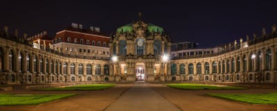 Zwinger nocą Drezdeńską, Niemcy obraz royalty free Zwinger nocą Drezdeńską, Niemcy obraz royalty free