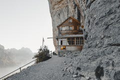 Zwitserland, Ebenalp - September 27, 2018: beroemde bergherberg A stock fotografie Zwitserland, Ebenalp - September 27, 2018: beroemde bergherberg A stock fotografie