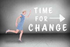 Złożony wizerunek bizneswomanu bieg w pośpiechu Zdjęcie Stock Złożony wizerunek bizneswomanu bieg w pośpiechu Zdjęcie Stock